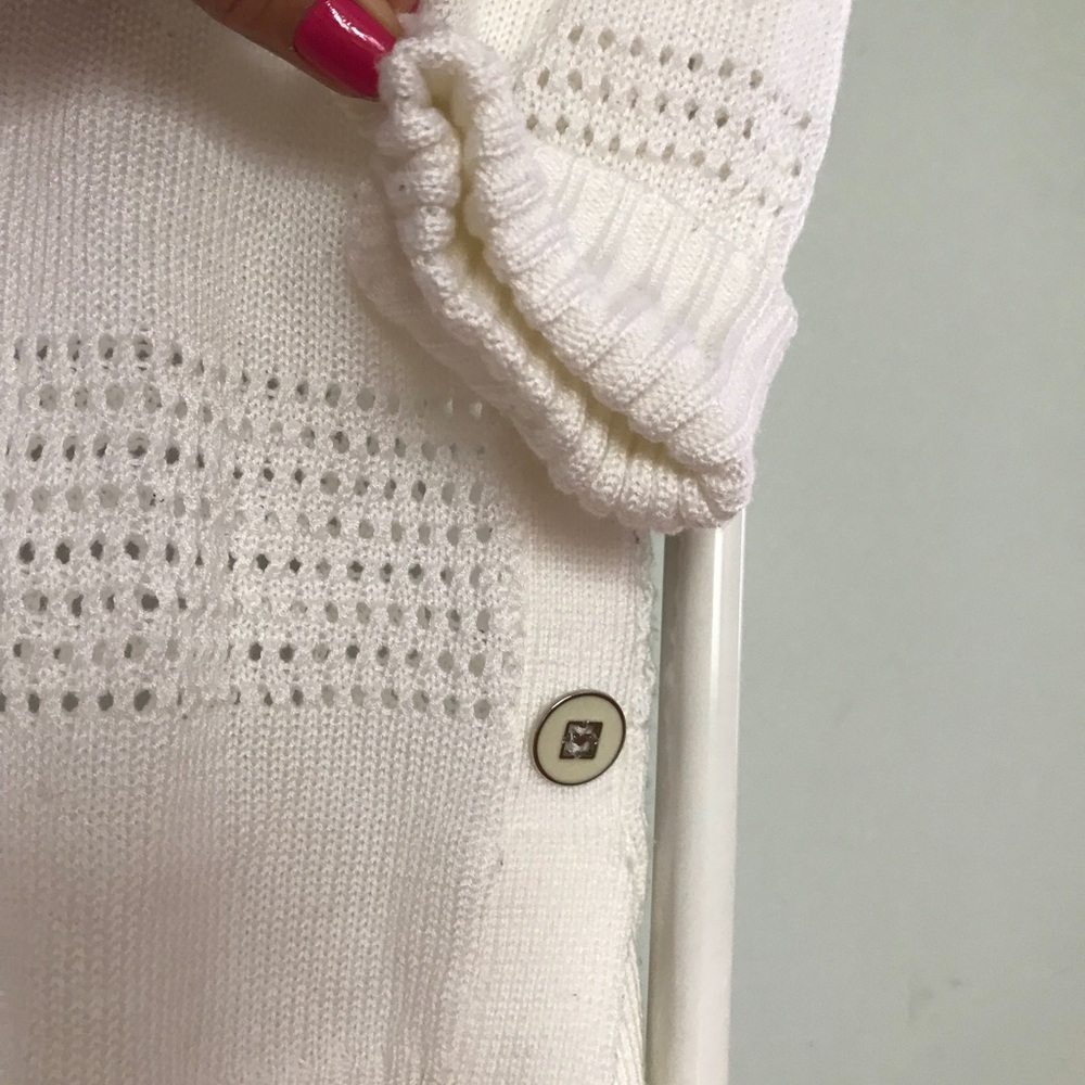 Sweater - Picture 7 of 7